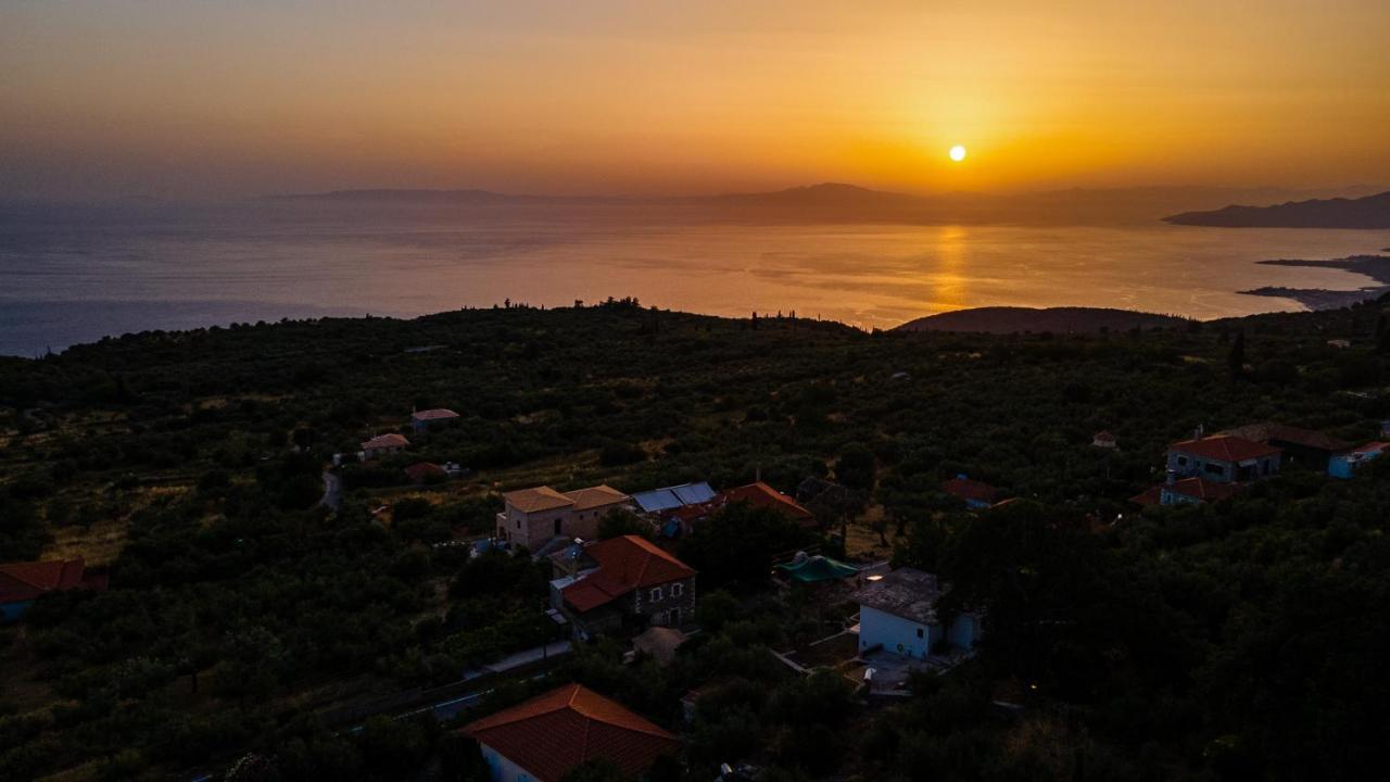 Casa Mainotti - Villa In Mani Nomitsis エクステリア 写真